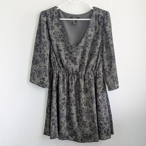 Dark Olive Green Floral V-Neck Lightweight 3/4 Sleeve Mini Dress